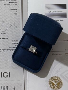 ✨ IGI Certified 5.20 CT Princess Cut Lab Grown Diamond ✨